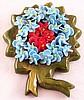 BP173 green bakelite wreath/glass flowers pin